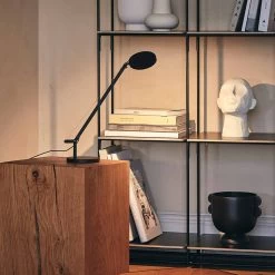 Artemide Demetra Micro Tavolo LED -Artemide Store 002 Artemide Demetra Micro Tavolo LED ambient2 1737e0a2a0db61ffa966086a86a34776