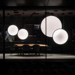 Artemide Discovery Vertical 100 -Artemide Store 002 Artemide Discovery Vertical 100 ambient3 955b507b81b98d43c678ae84d0829940