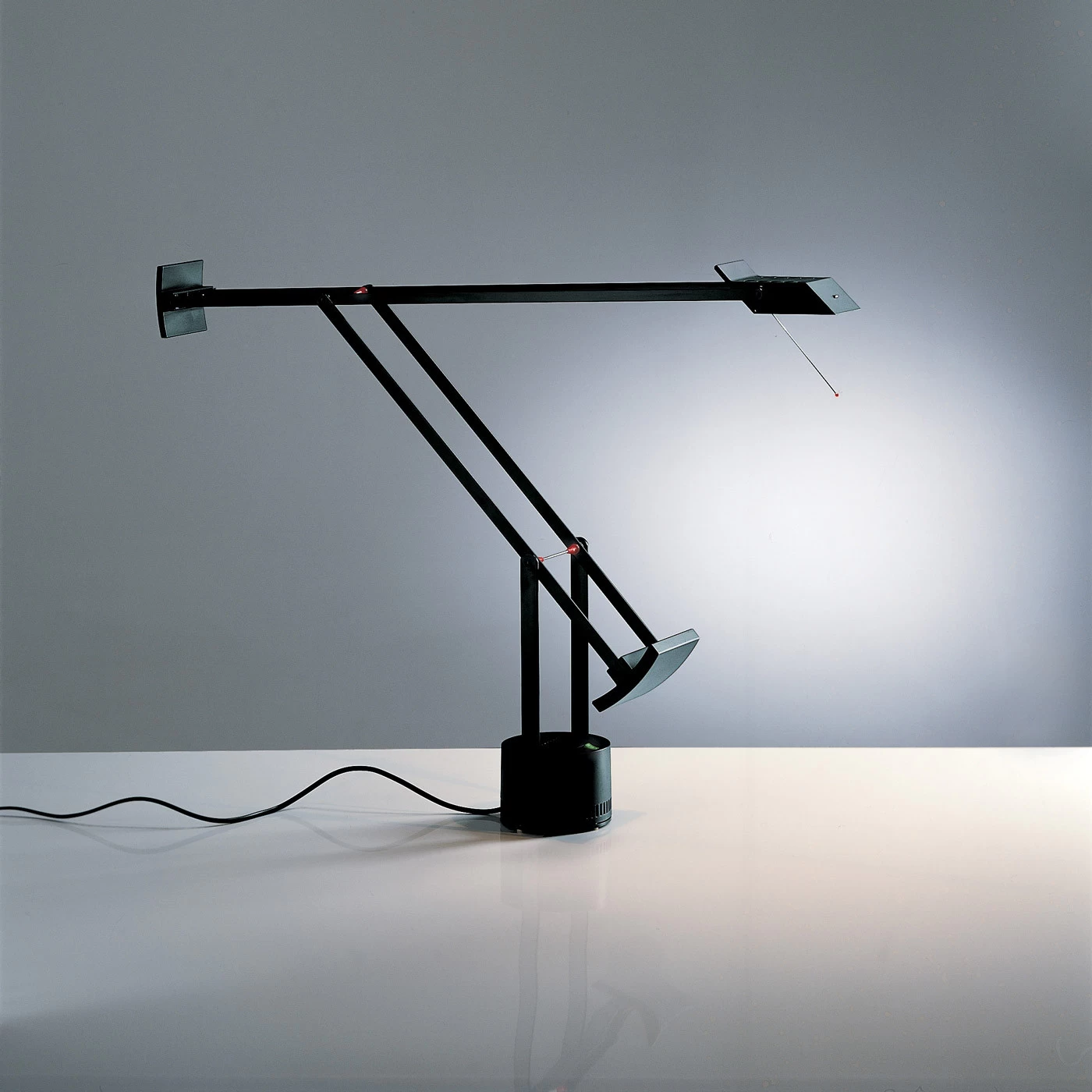 Artemide Tizio LED 5 Artemide Tizio LED – Bild 3