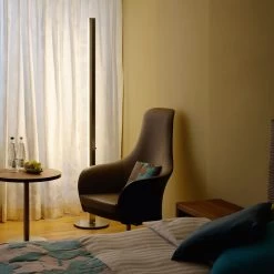 Belux Ypsilon-04 LED 16 Belux Ypsilon-04 LED -Artemide Store 002 Belux Ypsilon 04 LED Steh ambient1 68682b813e32b01f1edf0f2019035d5b