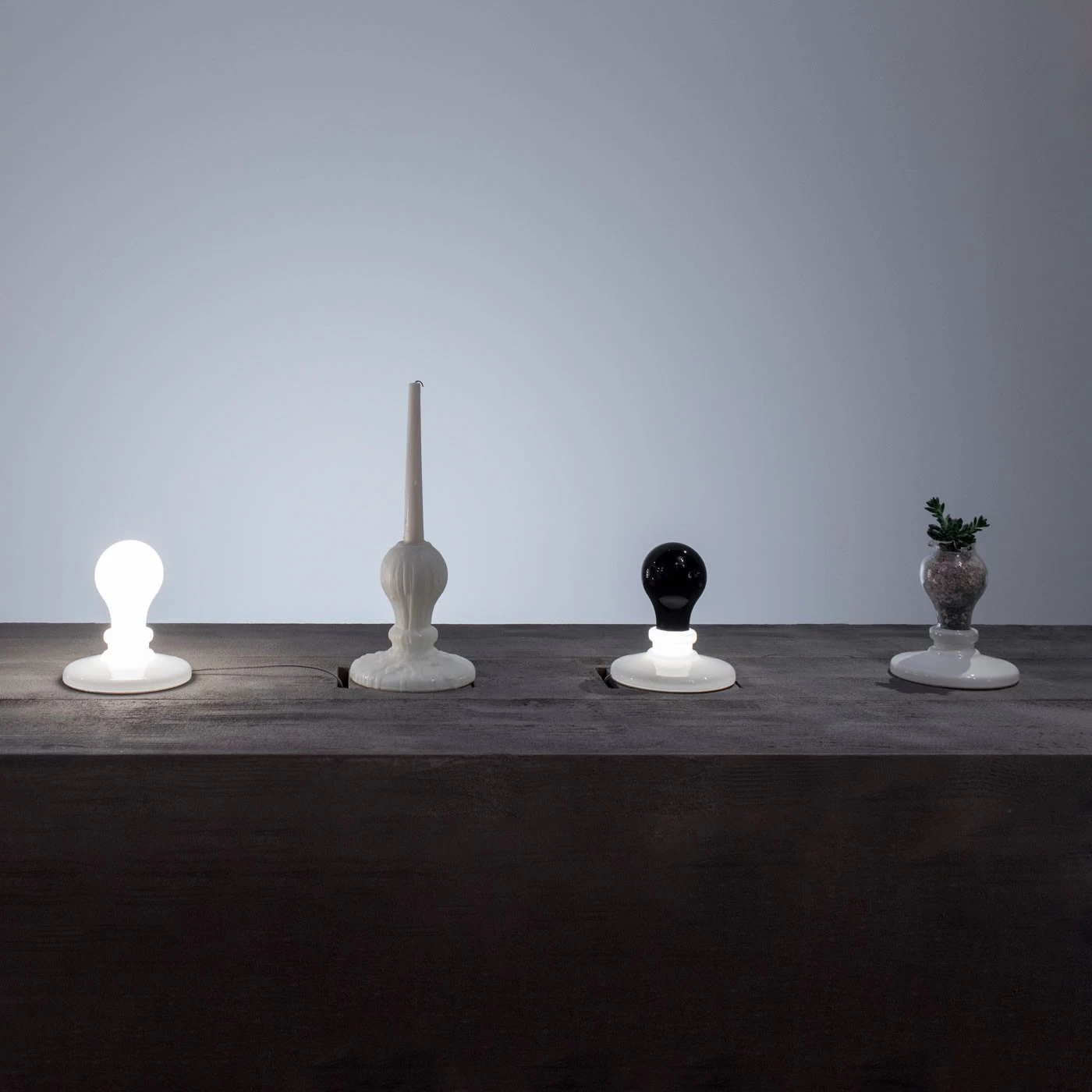 Foscarini Light Bulb Tavolo 4 Foscarini Light Bulb Tavolo – Bild 2