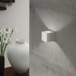 Milan Dau 80 Wandleuchte 2x DOB LED 8 Milan Dau 80 Wandleuchte 2x DOB LED -Artemide Store 002 Milan Dau LED Wand ambient1 104393 wei matt b2fc93abba8341d9d08400af18ed9f0b