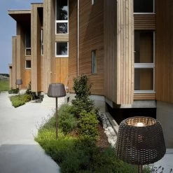 Panzeri Ralph Picchetto -Artemide Store 002 Panzeri Ralph Poller Erdspiess ambient 103621 braun 4c43e4cb9c8b11822f8fdd8d7b08fd9a