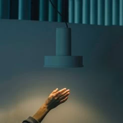 Santa & Cole Arne S Domus 13 Santa & Cole Arne S Domus -Artemide Store 002 Santa Cole Arne S Domus Pendel ambient3 17630dfb52d10e9060ad60d9c44f23f0