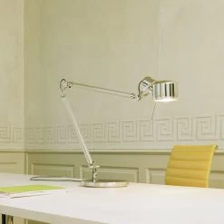 Serien Lighting Job Table -Artemide Store 002 Serien Lighting Job Table Tisch ambient2 41ba09e459c419d1a675ad65d57c6e85