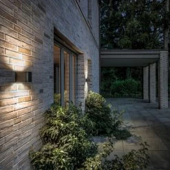 IP44.de Intro -Artemide Store 002 ip44 intro ambient1 1adb69e5175ec4be5fe6126bc76e9656