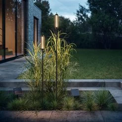 IP44.de Reed L Solar -Artemide Store 002 ip44 reed solar ambient2 080cb6bbb178f680de38cd7458afded1