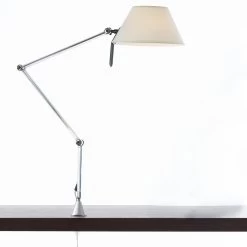 B.Lux Petite T 22 -Artemide Store 004 Blux Petite T22 Tisch detail f2943062626d8f359b7a3973821795db