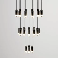 Vibia Wireflow Chandelier 0374 -Artemide Store 004 Vibia Wireflow Chandelier 0374 Kronleuchter detail 90961 schwarz 6517b17247809c32defc0efd134c9f61