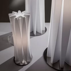 Slamp Bach Table M -Artemide Store 004 slamp bach table m detail1 7c61b47dc61f0587baf3a711246d44dd
