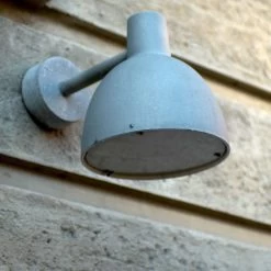 Louis Poulsen Toldbod Wall 290 LED -Artemide Store 005 Louis Poulsen Toldbod Wall 290 Wand total e6eaf217817da62faf1a794f7dfbb71b