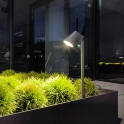 IP44.de Stic 30 Spike -Artemide Store 006 IP44 de Stic 30 Spike ambient 123487 grau dc1ce39cdb27762be29b86423f875ac4