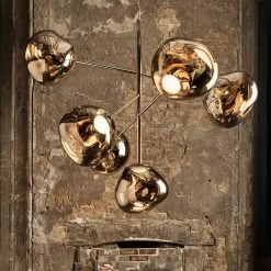 Tom Dixon Melt Chandelier Large 14 Tom Dixon Melt Chandelier Large -Artemide Store 007 Tom Dixon Melt Chandelier Large ambient 126312 Gold 899f89622d4087c969e2fb07d7911980