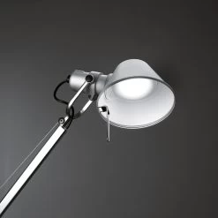 Artemide Tolomeo Terra LED Tunable White -Artemide Store 008 Artemide Tolomeo Terra LED Tunable Stehleuchte detail 88384 aluminium 18dcba37a6cae072a19fd6420d539103