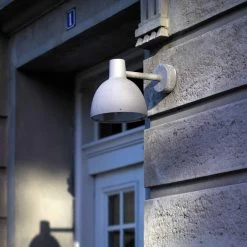 Louis Poulsen Toldbod Wall 290 LED -Artemide Store 008 Louis Poulsen Toldbod Wall 290 Wand ambient 859e8bf36c00a8c07eb6462832982f08