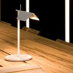 Flos Tab T LED -Artemide Store 009 Flos Tab T LED Tisch ambient 43588 weiss d7b207686ec0605d0b05b7c4e11dd529