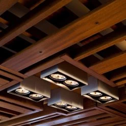 Flos Compass Box Large 2L QR111 -Artemide Store 010 Flos Architectural Compass Box Large 2L Decke ambient 15511 aluminium eloxiert 46e9c64bf3fdb8c983a38a57f9f66b1e